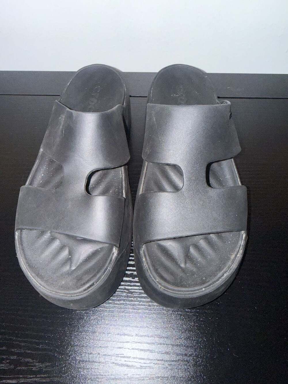 Crocs Women's Getaway Platform H-Strap Sandal Black